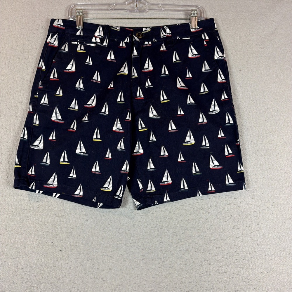 Forever 21 Shorts Mens 32 Blue AOP Sailboat Chino 8 in Inseam Nautical Summer